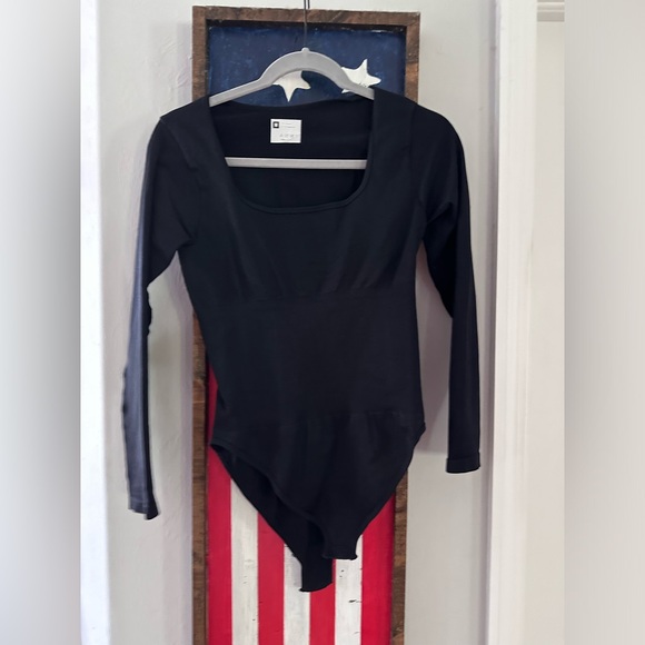 oqq Tops - Oqq bodysuit long sleeve